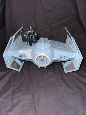 Vintage Star Wars Darth Vader tie Advanced x1 Starfighter 2004 Darth Vader 1995 Figurine