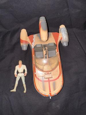 Star Wars 1995 Land Speeder Luke Action Figure