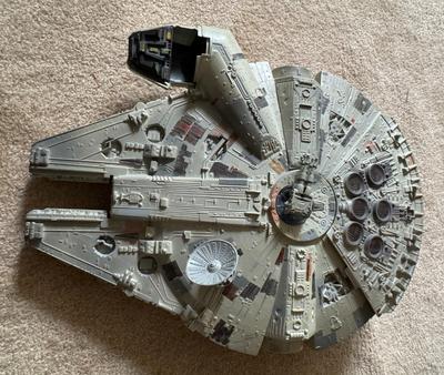 Star Wars 1995 Millennium Falcon
