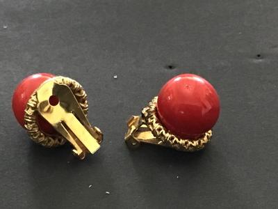 Beautiful Vintage Clip on Earrings. Red Ball