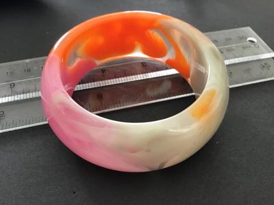Wide Bangle pink orange clear grey
