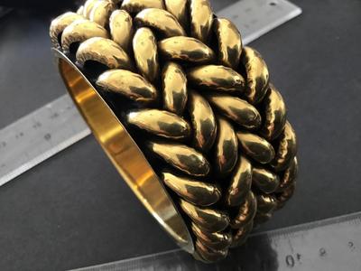 Chunky Gold Tone Chain link like Bracelet