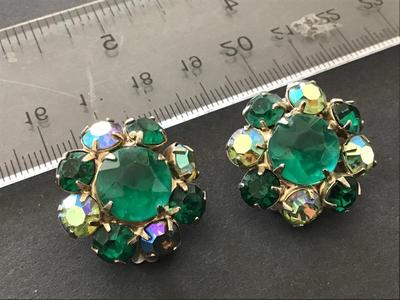 Beautiful Vintage Glass Clip on Earrings