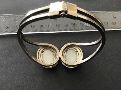 Vintage Floral Cuff Hinged