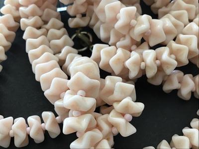 Vintage Necklace Pink Stone or Glass maybe coral. IDK