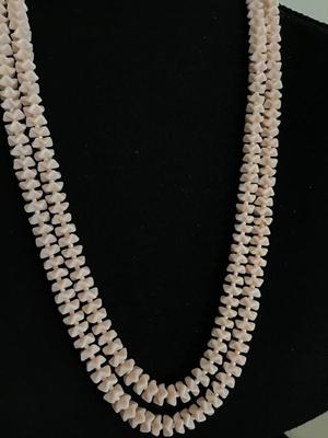 Vintage Necklace Pink Stone or Glass maybe coral. IDK