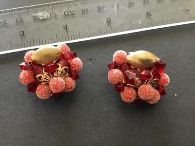 Vintage Sugar Glass Clip on Earrings