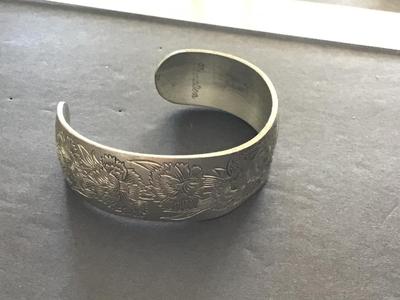 Ks- Carnation Pewter Cuff