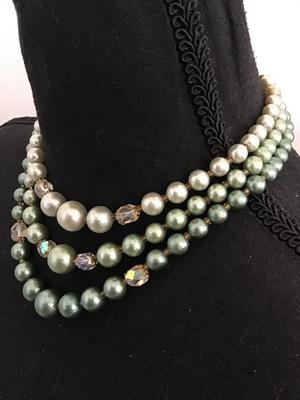 Beautiful Vintage Crystal and Bead Japan Necklace