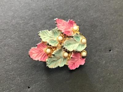 Vintage Petite Brooch