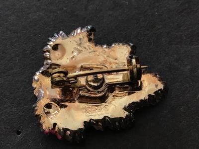 Vintage Petite Brooch