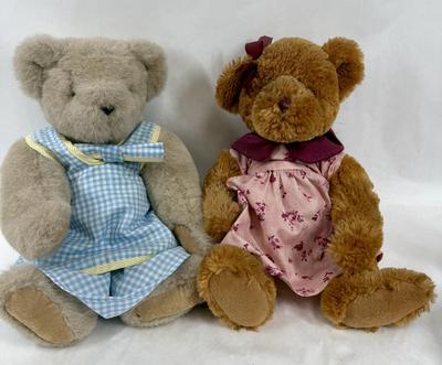 Sale Photo Thumbnail #142: In good condition Approx 9” high