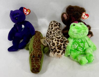 Sale Photo Thumbnail #143: In good condition.