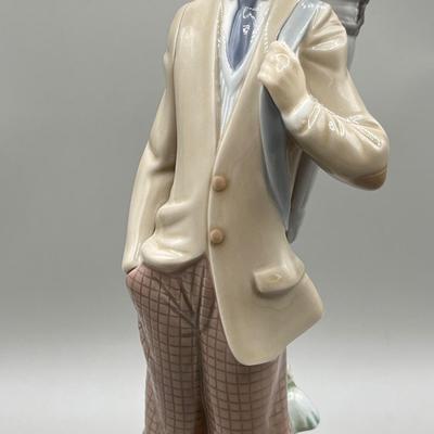 LOT 28: Waiting to Tee Off Lladro Figurine