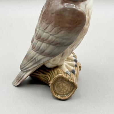 LOT 31: Lladro Horned Owl 5420 Figurine and Signed Collector's Society Plaque