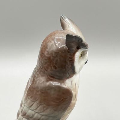 LOT 31: Lladro Horned Owl 5420 Figurine and Signed Collector's Society Plaque
