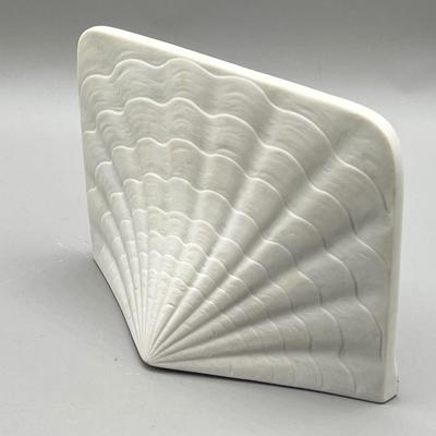 LOT 31: Lladro Horned Owl 5420 Figurine and Signed Collector's Society Plaque