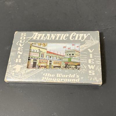 LOT 33: Vintage Atlantic City Memorabilia - Postcards and More