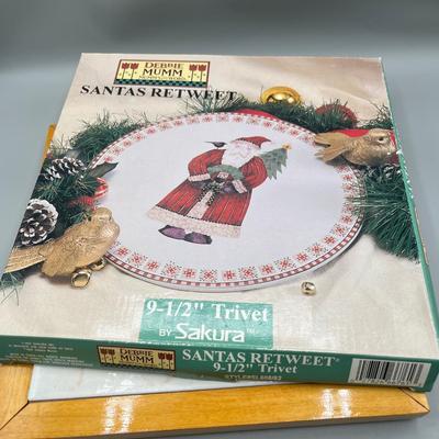 LOT 40 Collection of Trivets - Rogers Silverplate and More