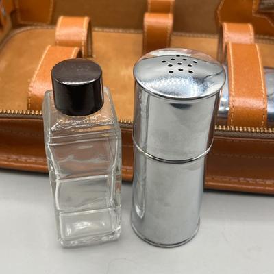 LOT 42: Vintage Corliss Leather Travel Case