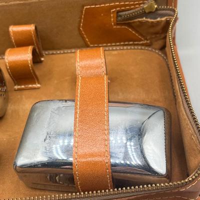 LOT 42: Vintage Corliss Leather Travel Case