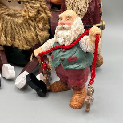 LOT 43: Santa Claus Christmas Decorations