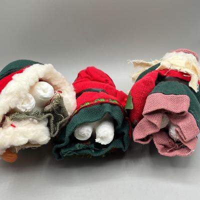 LOT 43: Santa Claus Christmas Decorations