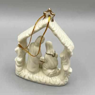 LOT 51: Nativity Christmas Decorations