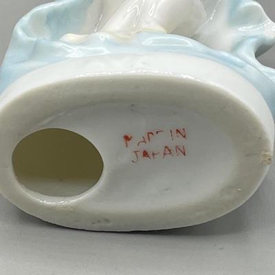 LOT 51: Nativity Christmas Decorations