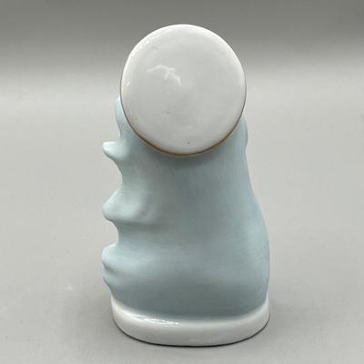 LOT 51: Nativity Christmas Decorations