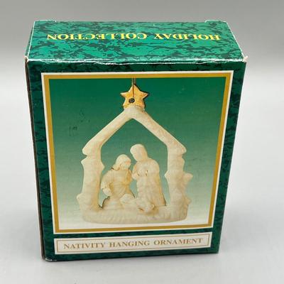 LOT 51: Nativity Christmas Decorations