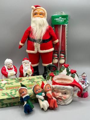 LOT 52: Vintage Christmas Decorations - Lefton, Napco and More