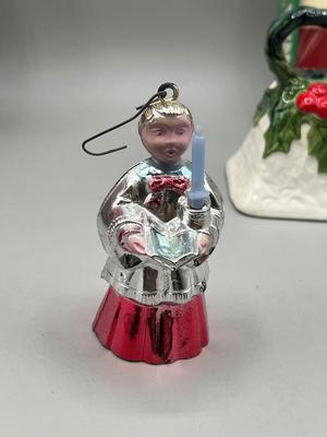 LOT 52: Vintage Christmas Decorations - Lefton, Napco and More