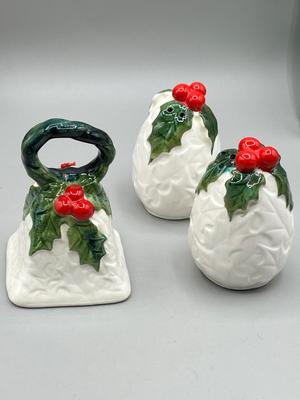 LOT 52: Vintage Christmas Decorations - Lefton, Napco and More