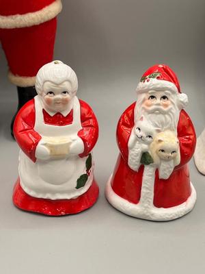 LOT 52: Vintage Christmas Decorations - Lefton, Napco and More