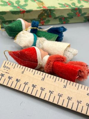 LOT 52: Vintage Christmas Decorations - Lefton, Napco and More