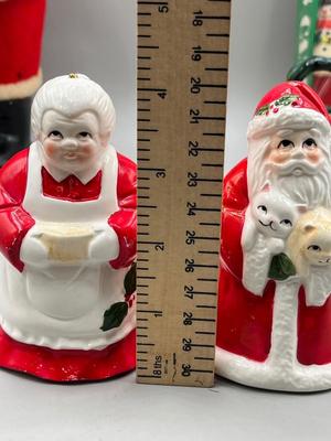 LOT 52: Vintage Christmas Decorations - Lefton, Napco and More