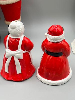 LOT 52: Vintage Christmas Decorations - Lefton, Napco and More