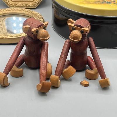 LOT 55: Monkeys & More ! MCM Monkeys made by Danish Artist Kay Bojesen