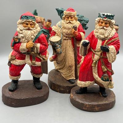 LOT 58: Christmas Decorations - Santas, Mrs. Claus