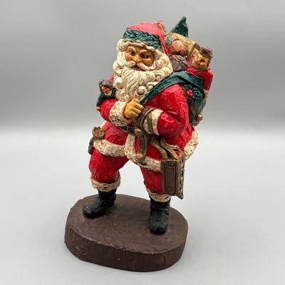 LOT 58: Christmas Decorations - Santas, Mrs. Claus