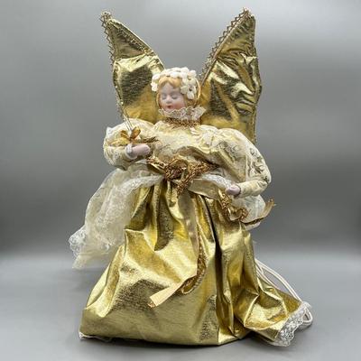 LOT 62: Animated Angel Christmas Tree Topper