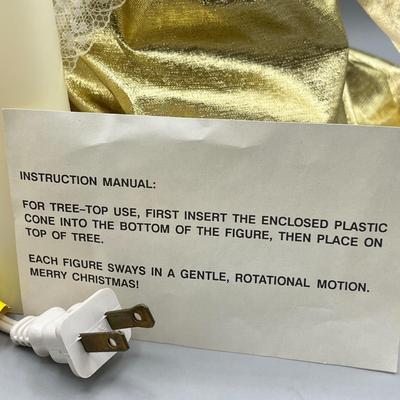 LOT 62: Animated Angel Christmas Tree Topper