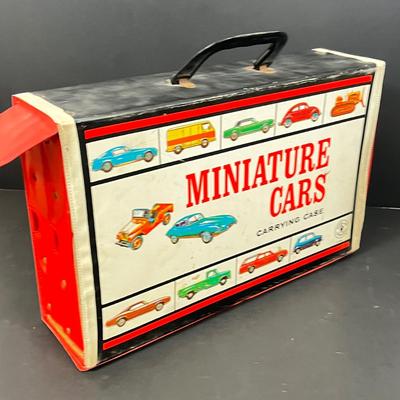 LOT 65: Vintage Matchbox and Hot Wheels Collectibles and Cases