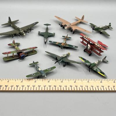 LOT 67: Collection of Vintage Bachmann Miniature War Plane Models - Various Countries