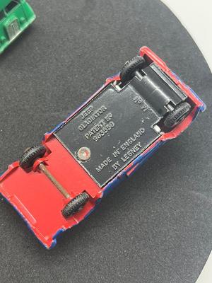 LOT 86: Vintage Lesney Matchbox - Chevrolet Impala Taxi, Volkswagon 1500 Saloon, Pickford Removal Van, Jeep Gladiator and Boat with Trailer