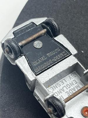 LOT 92: Vintage Lesney Matchbox Vehicles - GMC Tipper Truck, Tractor Shovel, Drott Excavator and Magirus -Deutz Crane Truck