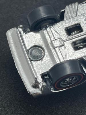 LOT 100: Vintage Redline Hot Wheels King 'Kuda 1969 Mattell