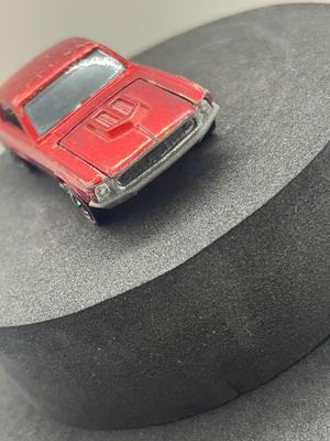 LOT 113: Vintage Redline Hot Wheels Custom Mustang 1968 Mattel