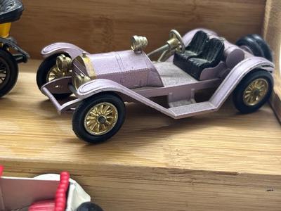LOT 131: Vintage Lesney "Models of Yesteryear" - 1911 Ford Model T, 1909 Opel Coupe, 1910 Benz Limousine, 1913 Cadillac 1907...